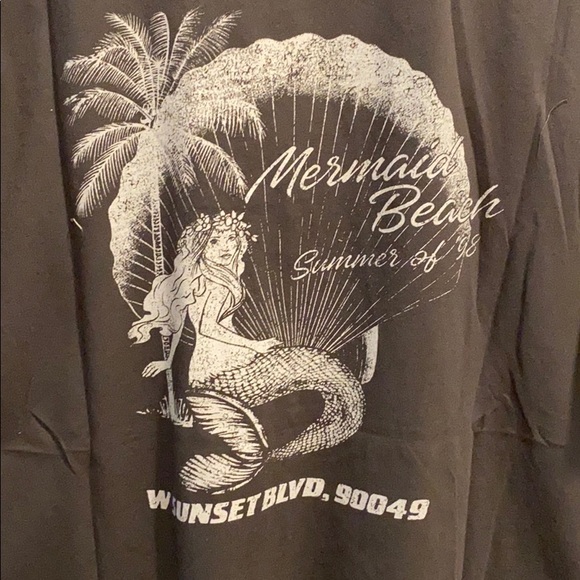 Mermaid Beach Eagle Island Boho Graphic Tee - Picture 9 of 12